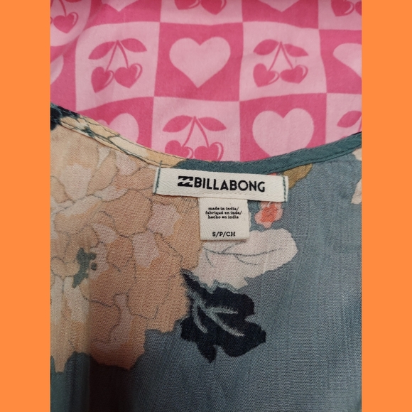 NEW Billabong Floral Longsleeve Dress - Picture 4 of 4